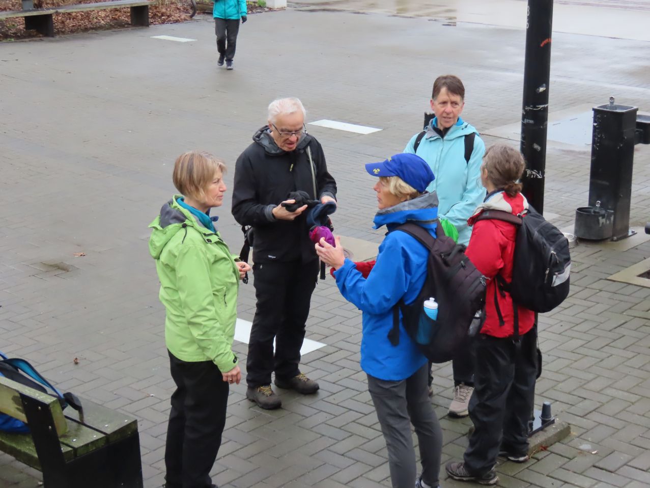 Assembling post-walk