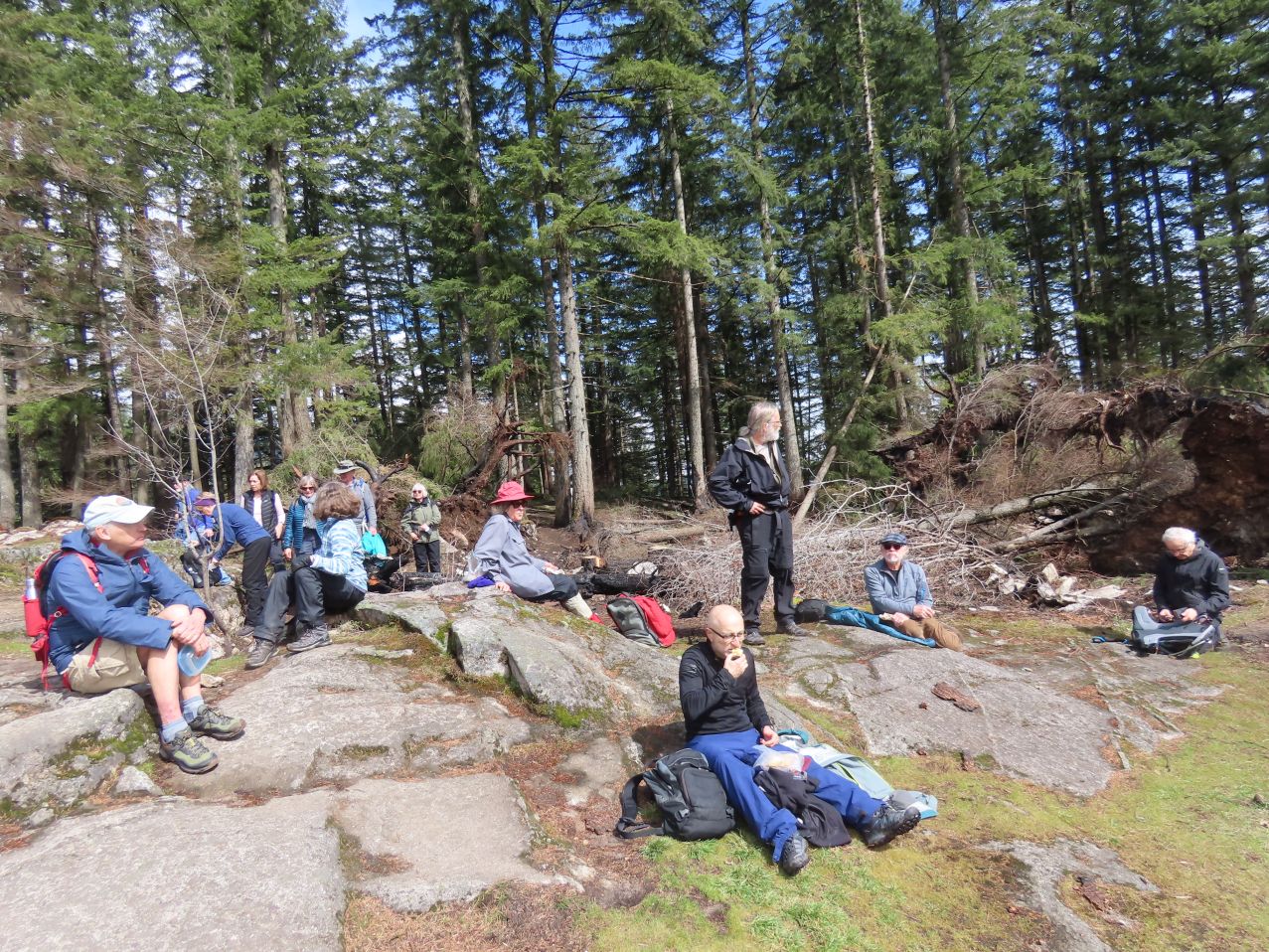 Lunch break on the Upper Knoll