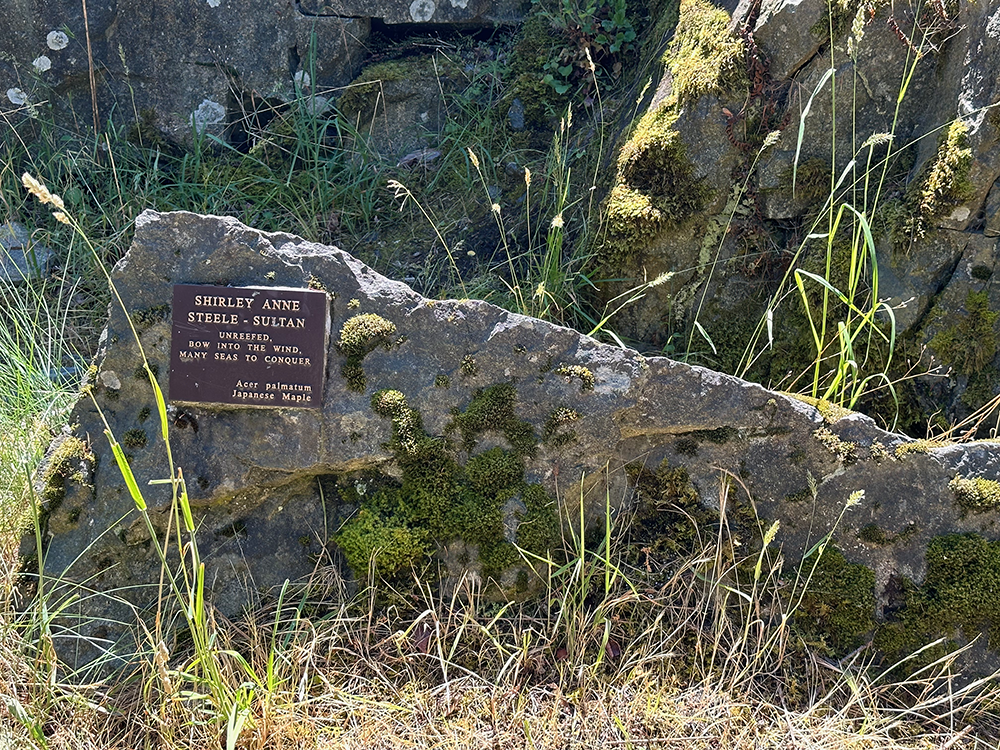 Plaque on Seaview Walk