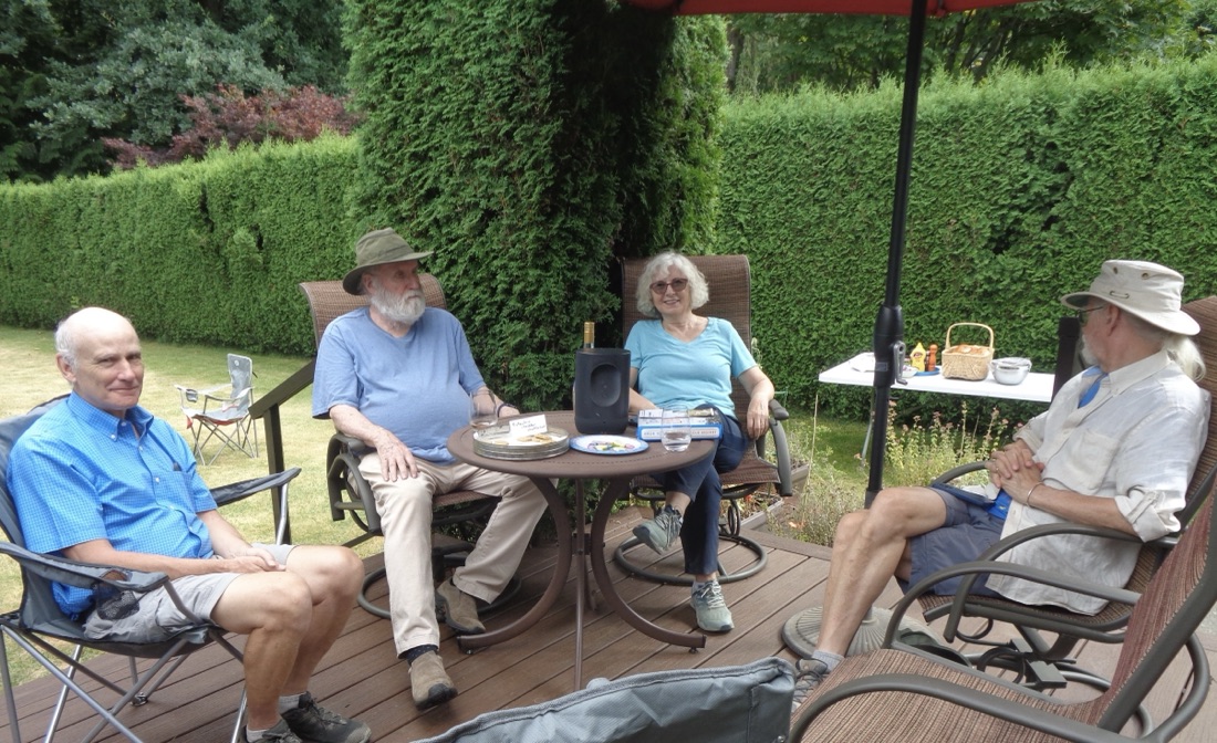 Lounging: Gordon, Ralph, Angela, Michael