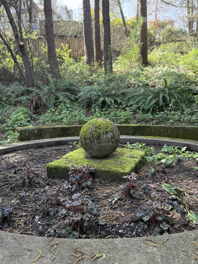 Mossy orb